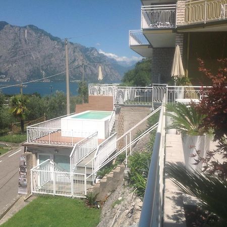 Villa Arianna Panoramic Apartments Malcesine Exterior photo