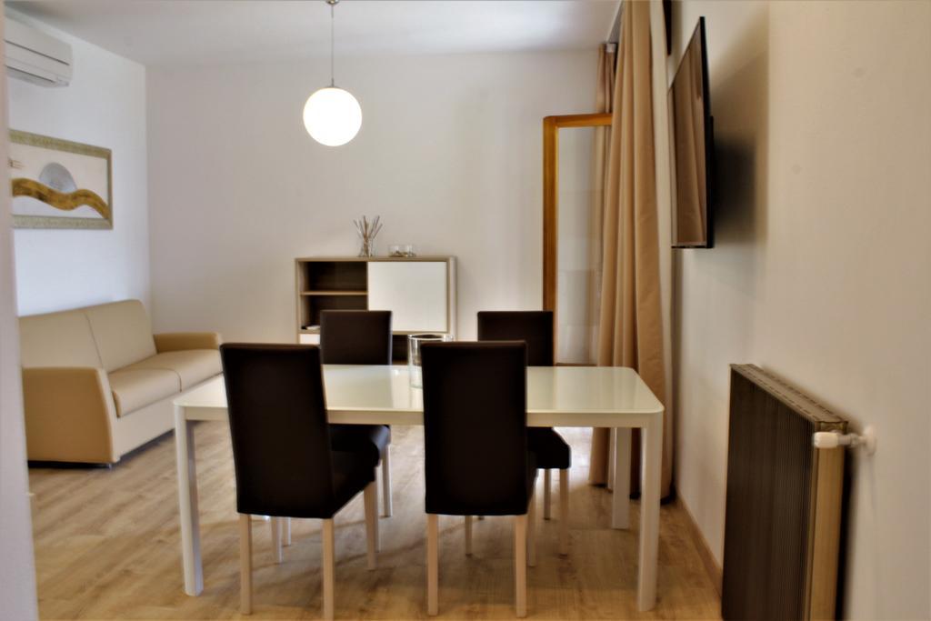 Villa Arianna Panoramic Apartments Malcesine Exterior photo