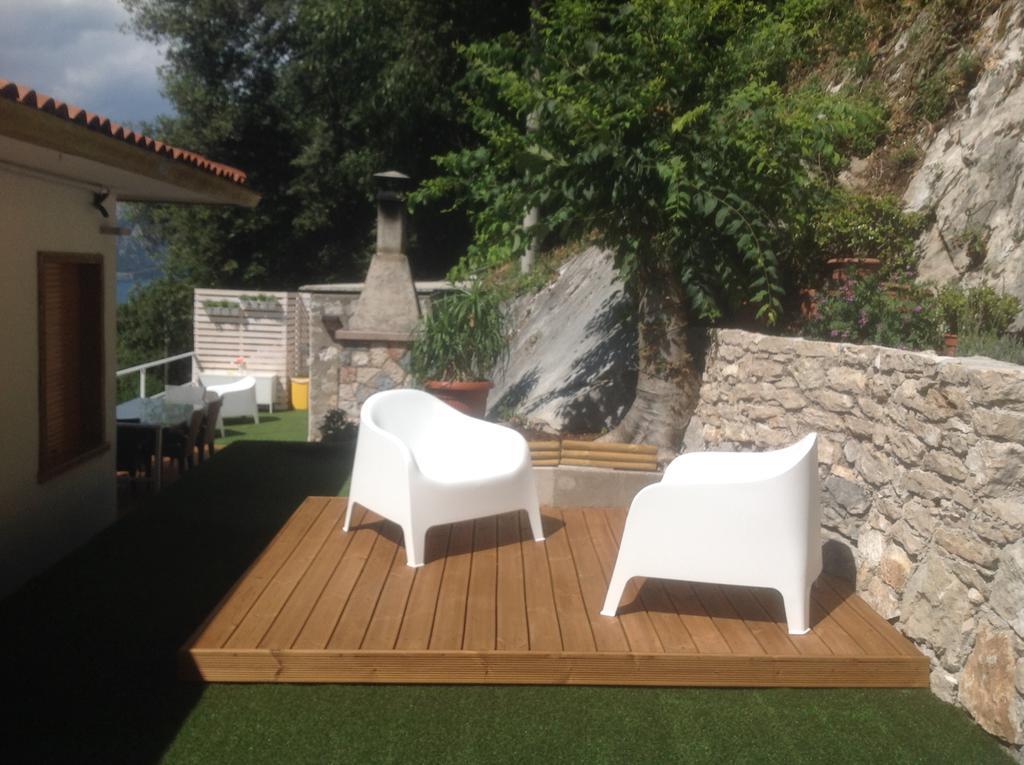 Villa Arianna Panoramic Apartments Malcesine Exterior photo